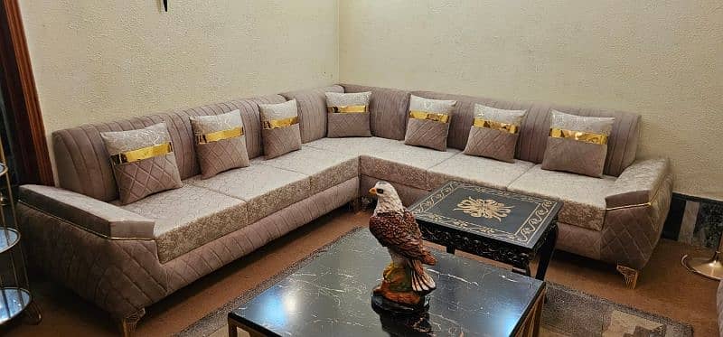 6 seater sofa L shape sofa available in 10/10 condition 1