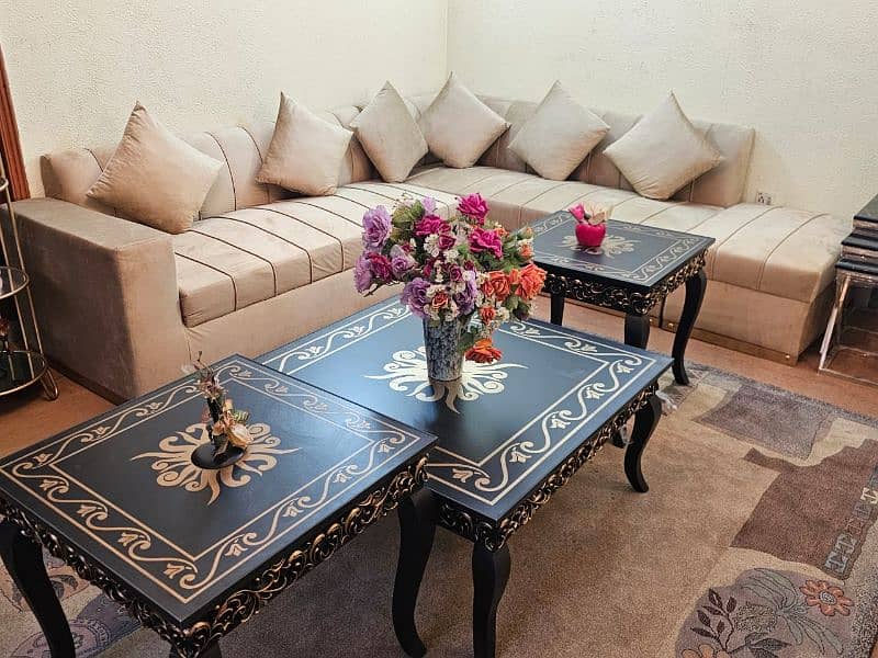 6 seater sofa L shape sofa available in 10/10 condition 10