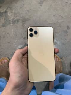 iphone 11 pro max  condition  10/9