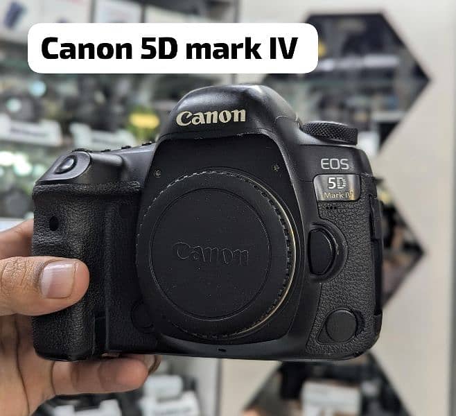 Canon 5D mark IV fresh condition with complete accessories 0