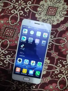 Vivo x7 4/64 non PTA hai lekin 2 years se sari sim chal rahi hain