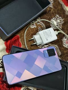vivo v21e with box