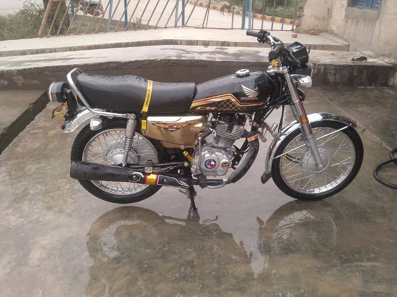 Honda 125 self start 24 model 2