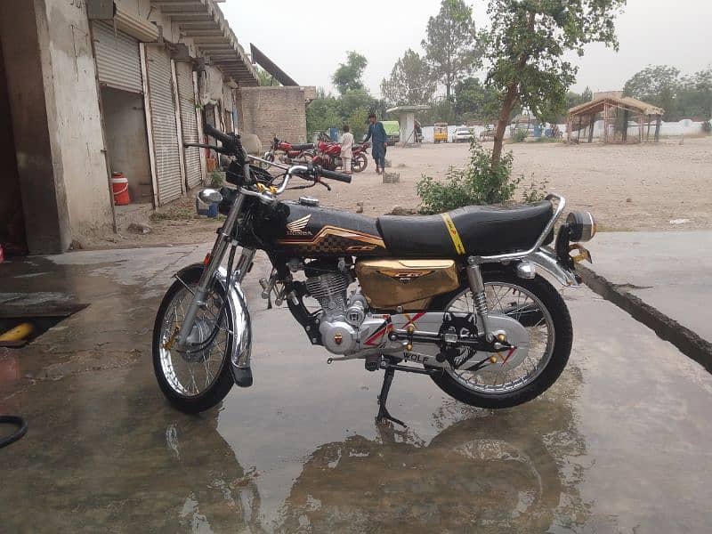 Honda 125 self start 24 model 3