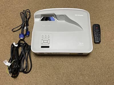 Laser Ultra Short Throw Projector 4000 Lumens with 25 Lac Contrast