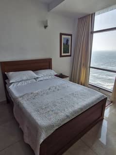 Bed Set/ Queen Sized Bed/ Bed with Mattress