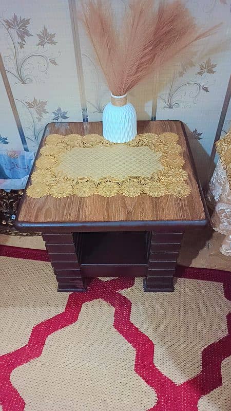 Sofa set 5 seater 4