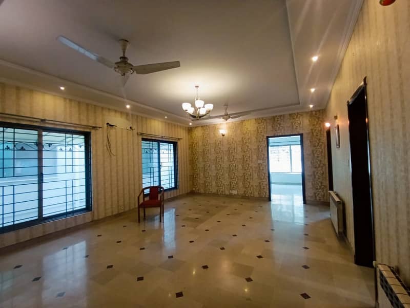 One Kanal Ground Portion For rent In I-8 3