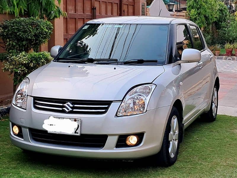 Suzuki Swift 1.3 Automatic with Navigation 4
