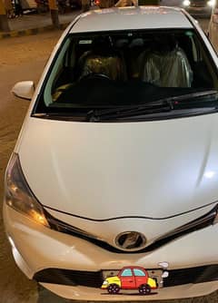 Toyota Vitz 2015