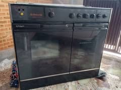 Chula/stove National company 5 burner plus grill opstion