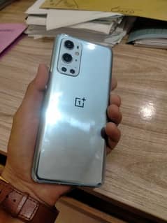 One plus 9 pro 5G 12+12/256