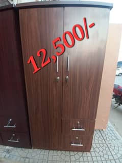 wardrobe size. 2.5x6 feet
