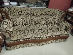 Sofa Set for sale in good condition