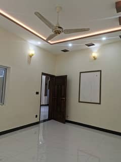 Beautiful Luxurious 5 Marla Independent House For Rent
