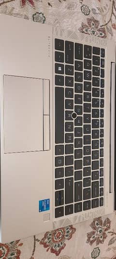 hp 840g8 i5 11gen . ram 40gb . ssd256gb