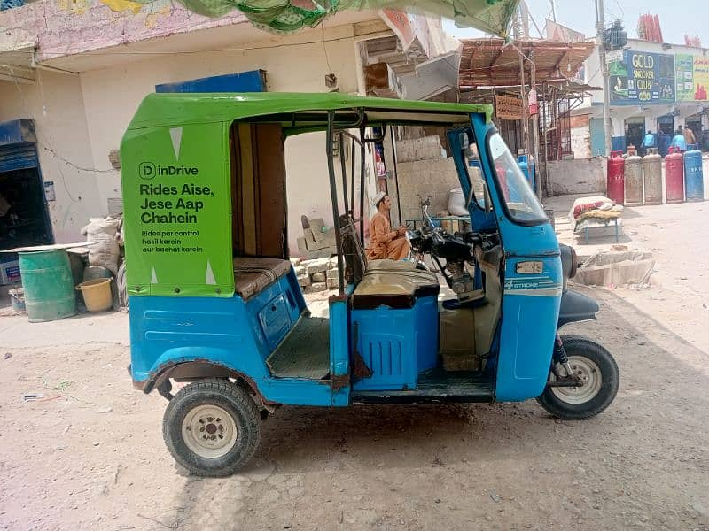 sazgar rickshaw 2022 model full ok koi kam nhi hai gari mein 100ok 3