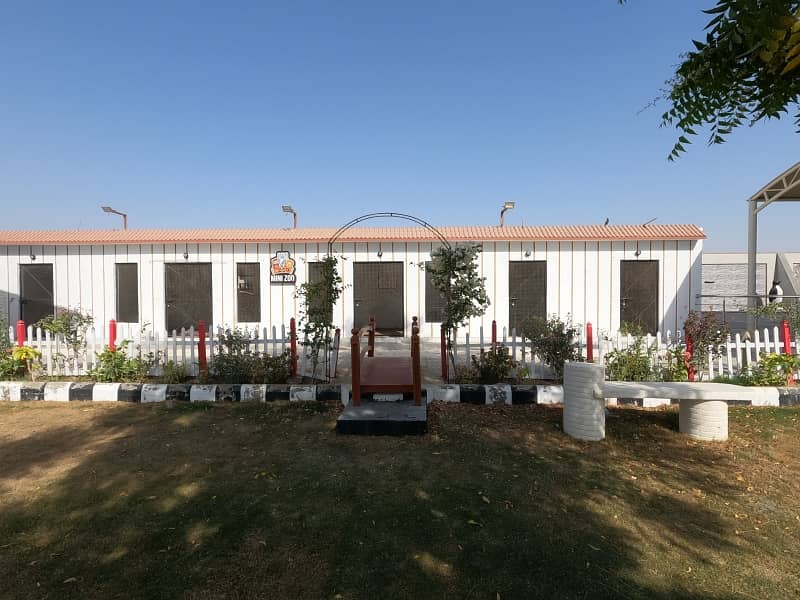 Farmhouses Lands 1000 SQ YARD JUST 12 LAC A golden opportunity for you A prime location 16