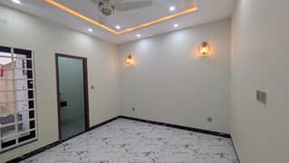 5 Marla lower Portion For Rent, Eden Residencia College Road Lahore.