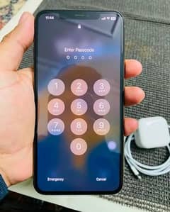 Apple iPhone 11 Pro 256 GB complete box for sale 0336/5077/195