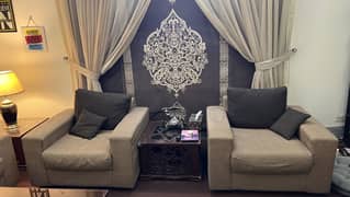 7 seater sofa with center and 2 side tables