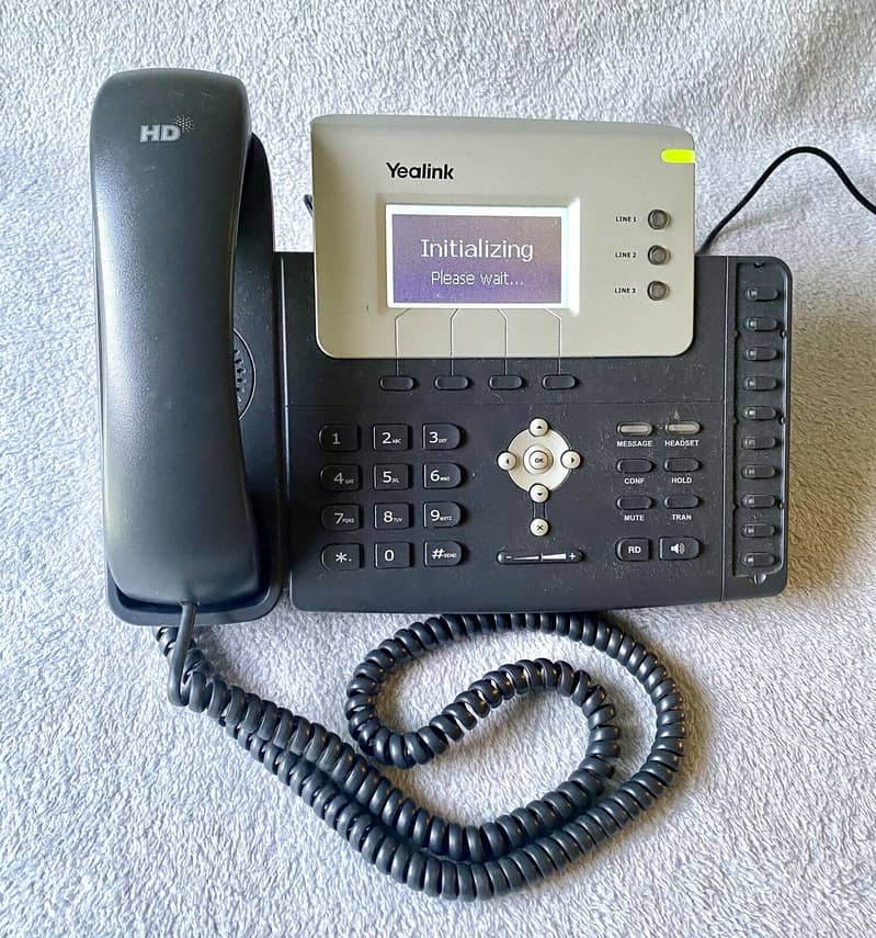 ip phones | Cisco | Grandstream 2130 | Yealink| Polycom | 0320-0419262 1