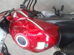 Suzuki gsx125