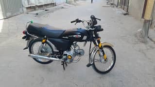 Honda cd70 black coloure