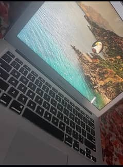 MacBook Air For sale 10 by 10 CONDITION core i5