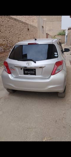 Toyota Vitz 2011