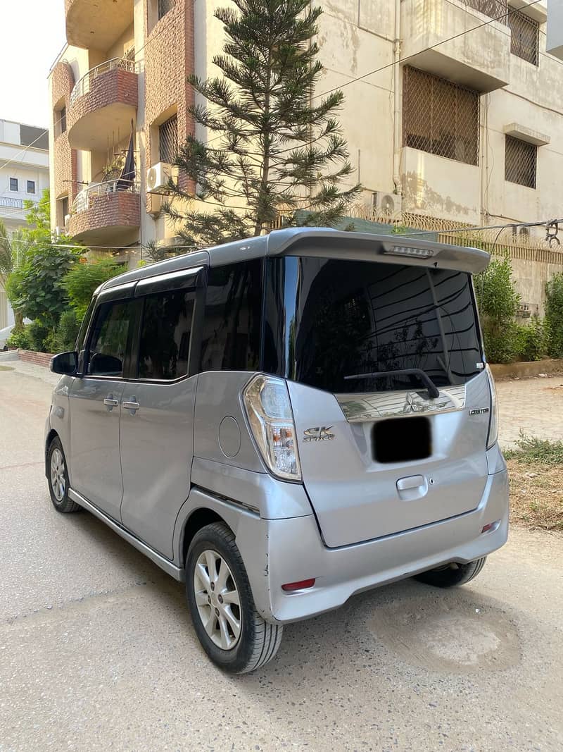 Mitsubishi Ek Space Custom 0