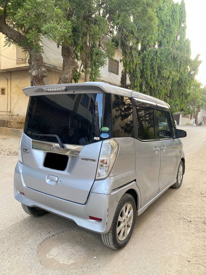 Mitsubishi Ek Space Custom 9