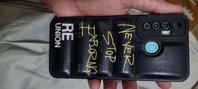 Tecno Cammon 17