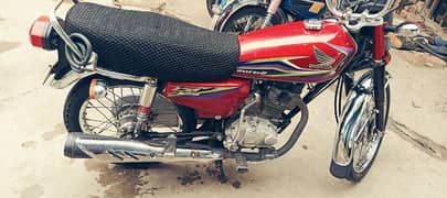 ** Honda CG 125 | Model 2017 | Total Genuine*