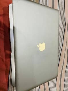 Apple MacBook Pro 16GB - 512GB space Grey