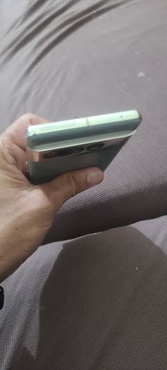 google pixal 128gb line in screen