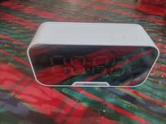 Bluetooth Speaker Aux Fm Alarm clock Good sounds