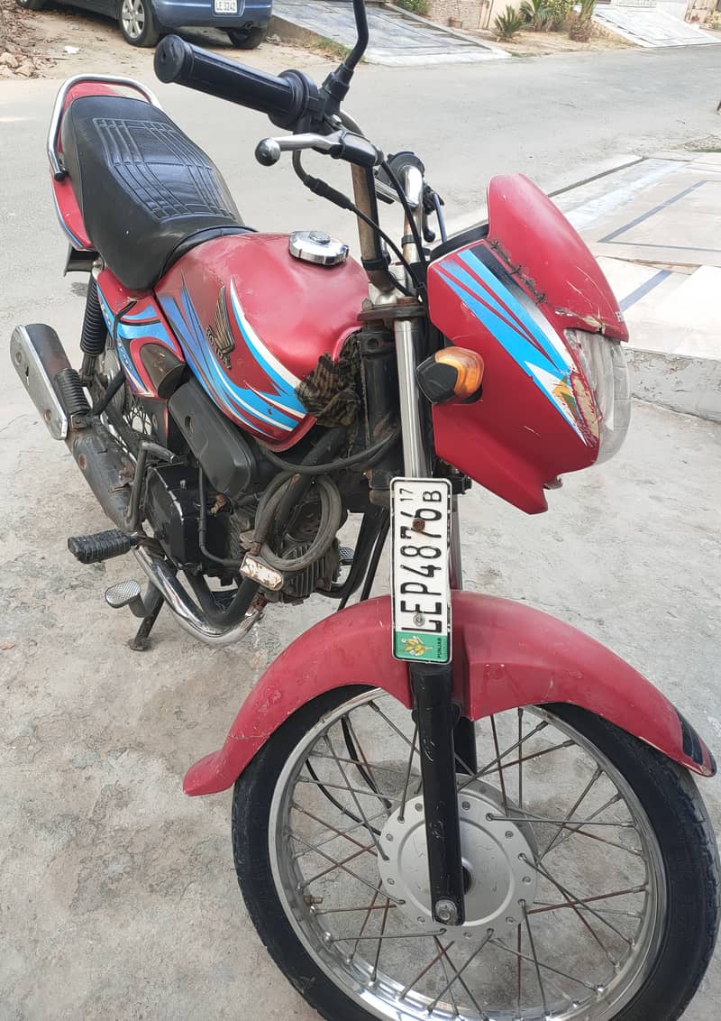 Urgent sale Honda 100 Pridor 2017 model red color 3