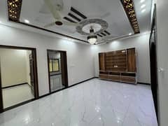 Size 30x60 Ground Portion For Rent In G-13