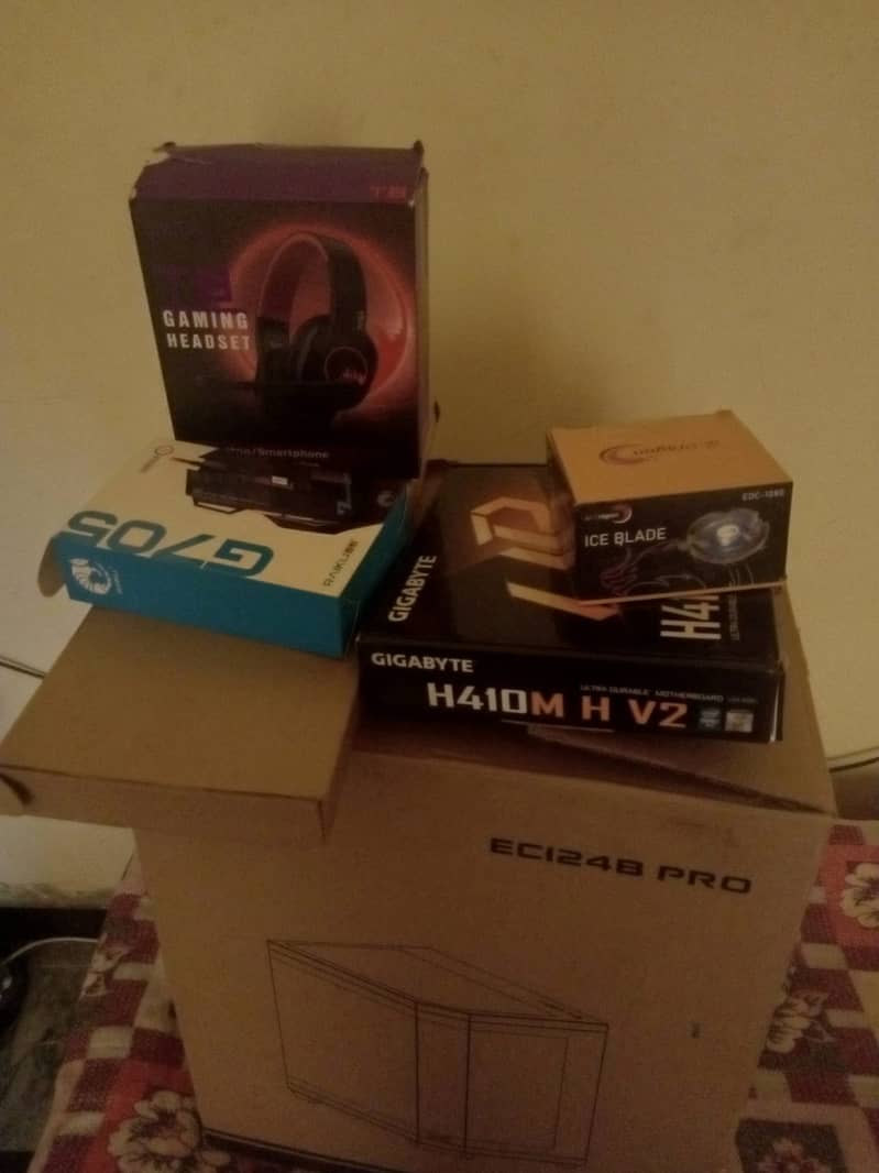 Gaming and high end  trading pc in low budget 4