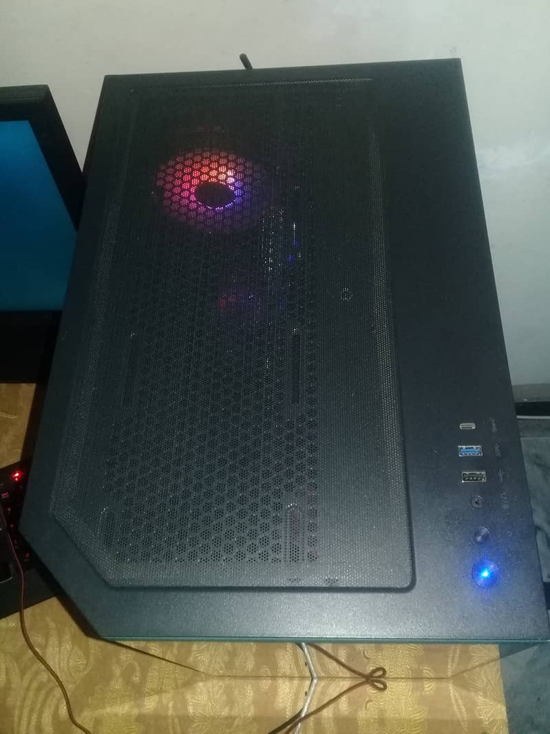 Gaming and high end  trading pc in low budget 9