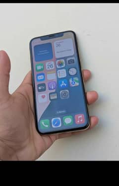 iPhone Xs Gold 64GB NON PTA Factory Unlocked