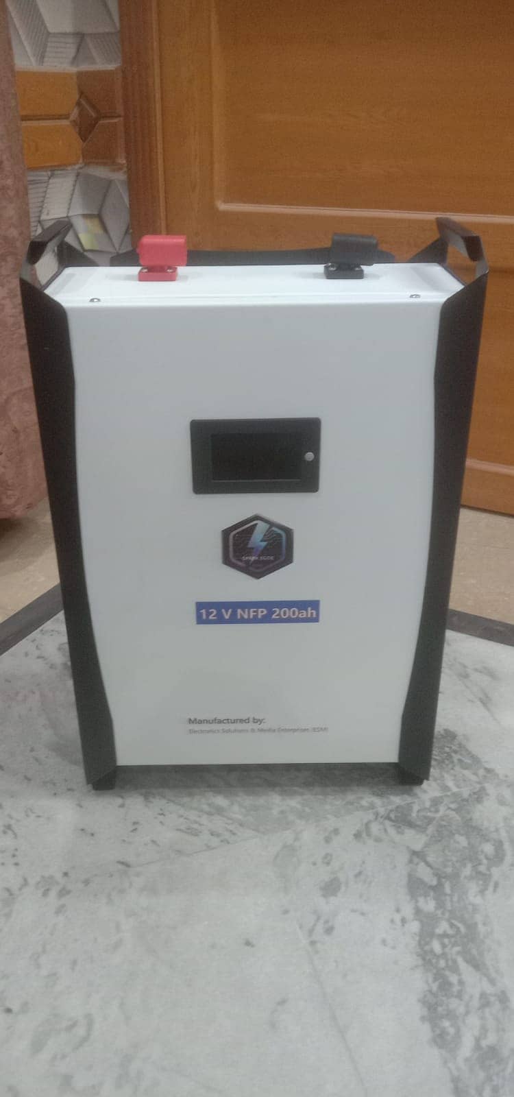 12 Volts & 24 Volts Lithium Battreies 3-5 years warranty 2