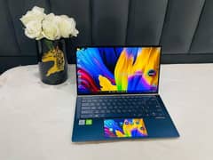 ASUS ZenBook 14 Ultra-Slim Laptop NanoEdge Bezel Dual ScreenPad: