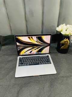 MacBook