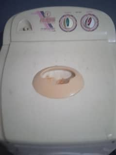 100