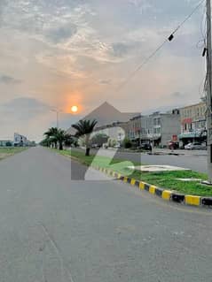 10-Marla Corner Plot For Sale In LDA Avenue 1 Lahore.
