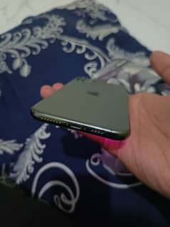 All okay 256 gb fuctory unlock only display msg bettery health 75