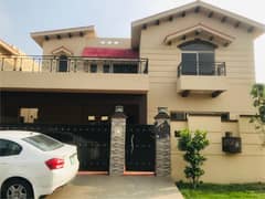 20 Marla 5 Bedroom Brig House 3 Marla Extra Land Available for Sale in Askari 10 Sector-F Lahore Cantt