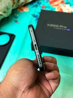 Vivo X200 Pro with Full Box urgent sale wtp No 0322=7883071
